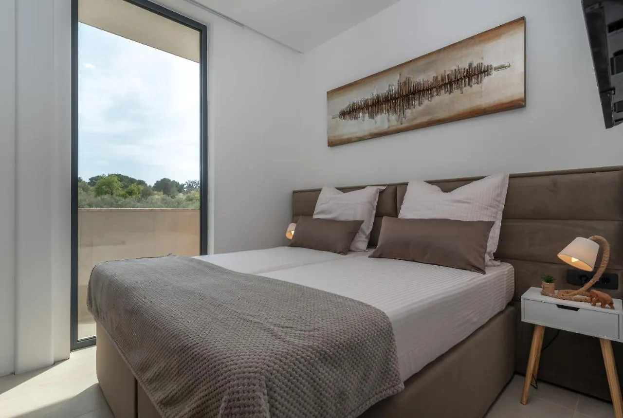 Penthouse Majestic Apartment Trogir