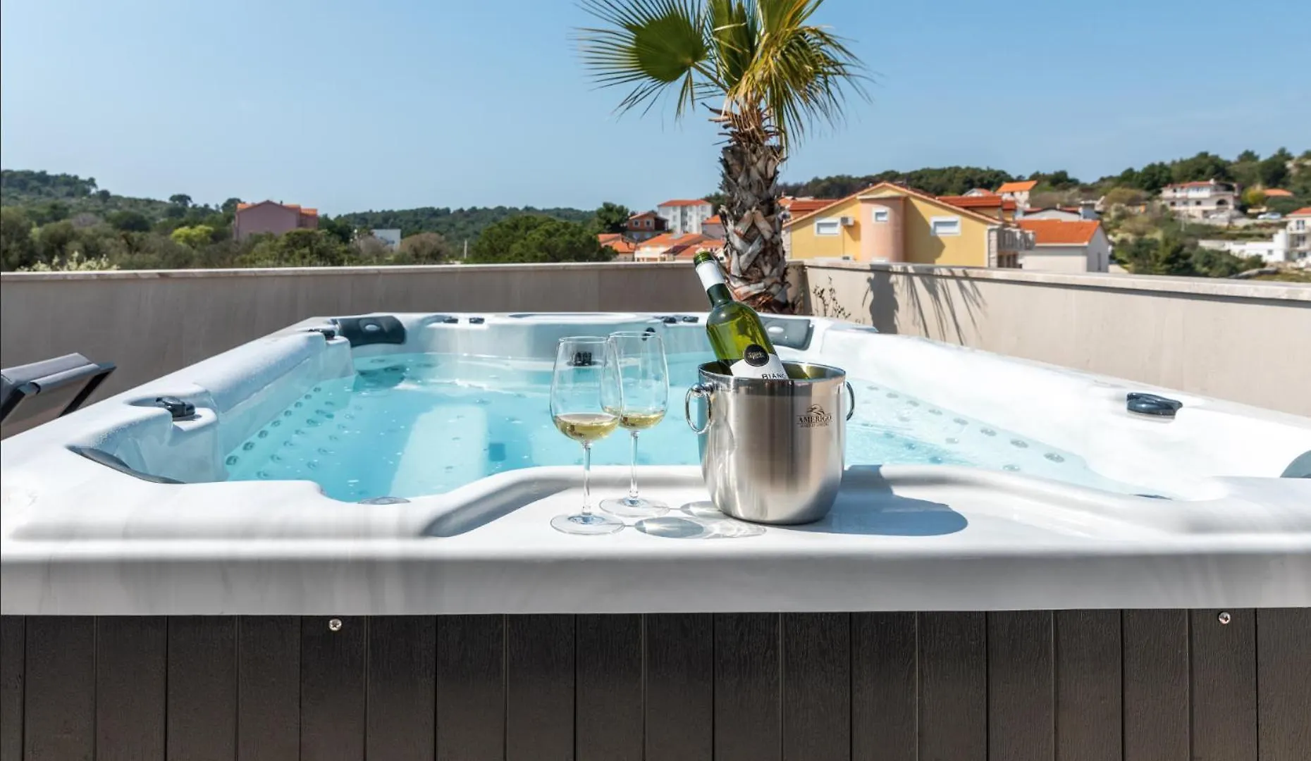 Penthouse Majestic Apartment Trogir