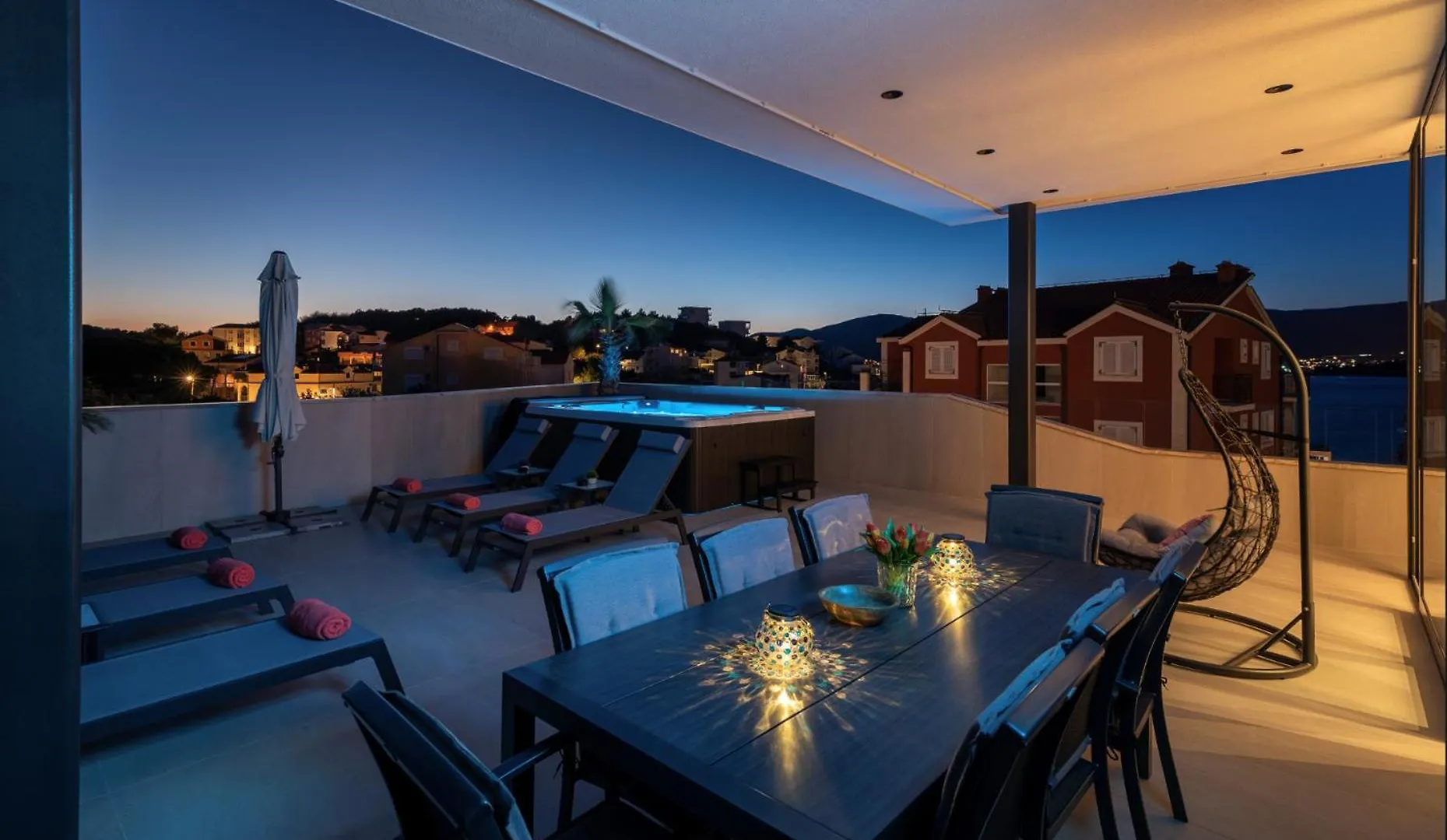 Penthouse Majestic Apartment Trogir