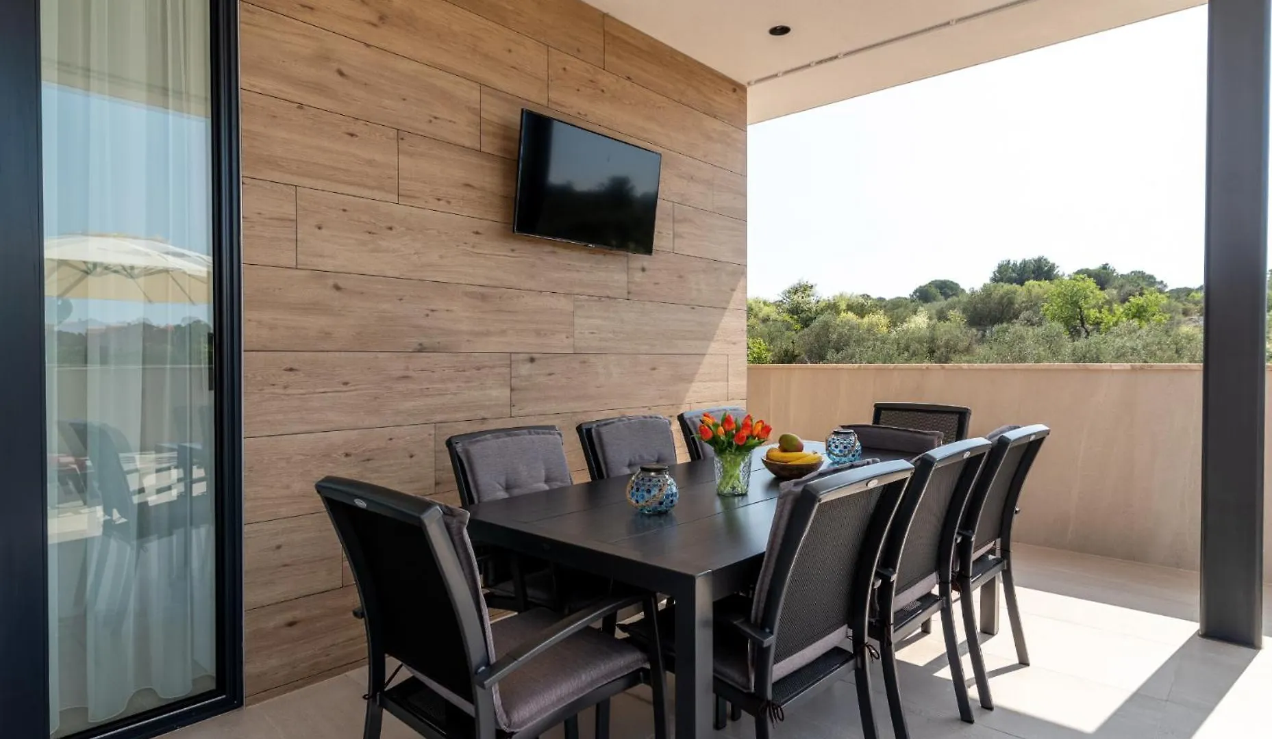 דירות טרוגיר Penthouse Majestic